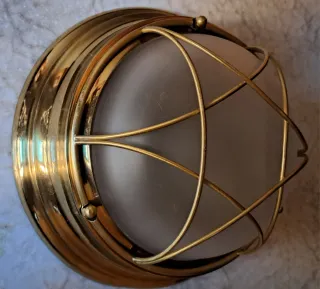 Plafón estilo náutico latón