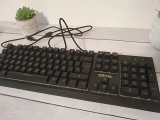 Teclado y Ratón Krom Negro