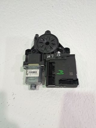 MOTOR ELEVALUNAS DELANTERO IZQUIERDO VOLKSWAGEN PASSAT BERLI