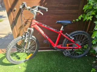 Bicicleta infantil BH Oregon roja