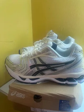 Asics Gel Kayano 14 Plata/Blanco