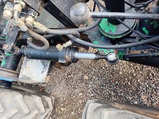 TRACTOR ARTICULADO BJR DE 21 CV CON ROTAVATOR.