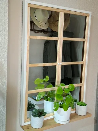 Espejo ventana con repisa, 72 x 52 cm.