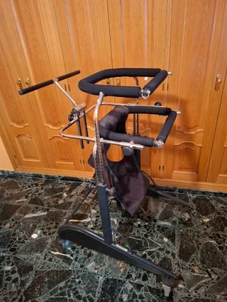 Andador ortopédico para adulto ajustable