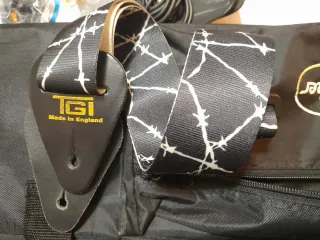 Guitarra Eléctrica Viaje Höfner Shorty Negra