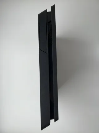 Console Sony Playstation 4 Slim Nera 500GB