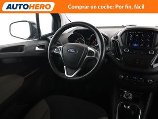 Ford Tourneo Courier 1.0 EcoBoost Titanium