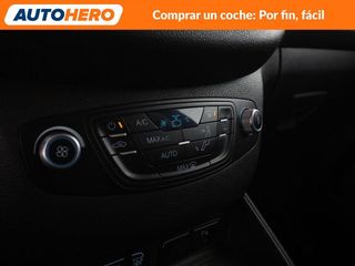 Ford Tourneo Courier 1.0 EcoBoost Titanium