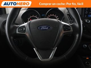 Ford Tourneo Courier 1.0 EcoBoost Titanium