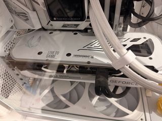 RTX 4080 Super Trinity White