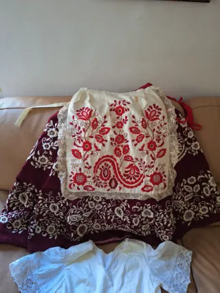 Traje Huertana. Murcia. Refajo, delantal y corpiño