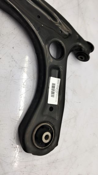 BRAZO SUSPENSION INFERIOR DELANTERO IZQUIERDO VOLKSWAGEN POL