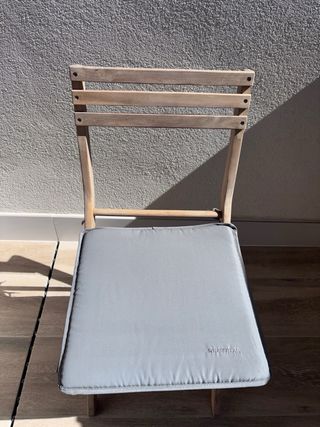 Conjunto mesa y sillas (2) madera terraza