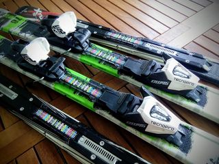 Sci Esquis Niño 110cm e 120cm Carving