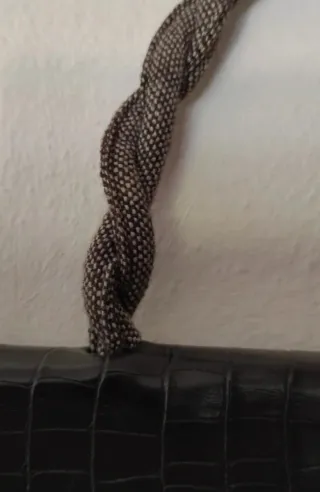 Borsetta Sisley ecopelle effetto coccodrillo