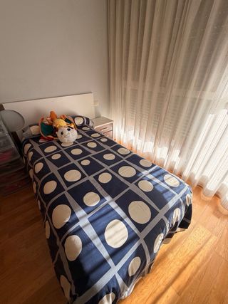 Cama canguro con mesita y cabecero + 2 colchones