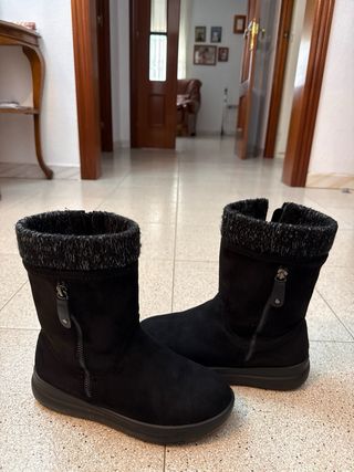 Botas negras mujer con tejido