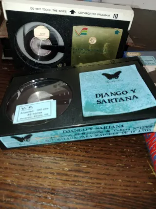 2 Cintas Betamax: Django e Sartana, Notte Gestapo