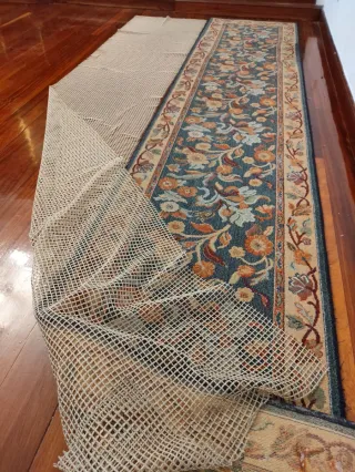 Alfombra 3,50x70 + antideslizante.