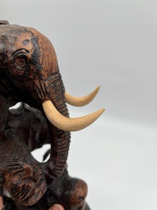 Figura animales madera maciza tallada