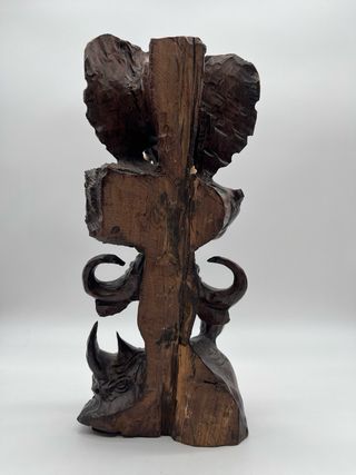 Figura animales madera maciza tallada