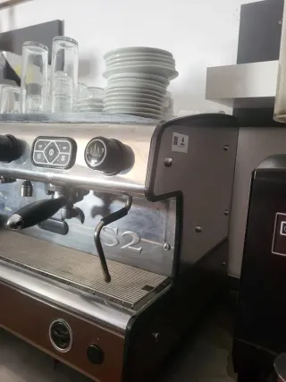 Máquina de café para bar S2 y molinillos