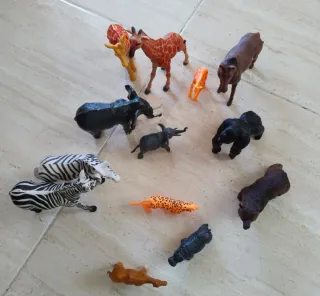 Figuras animales salvajes