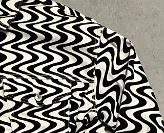 Chaqueta vaquera corta bicolor