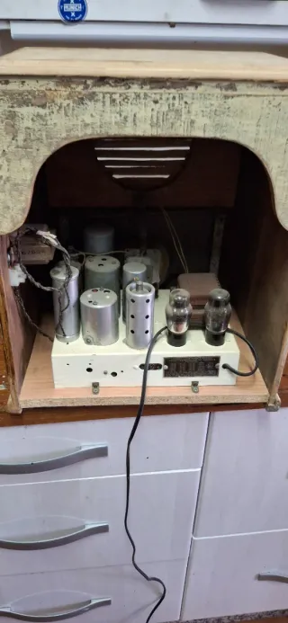 Radio Antigua para Piezas