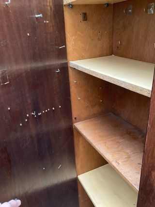 Armario antiguo de madera