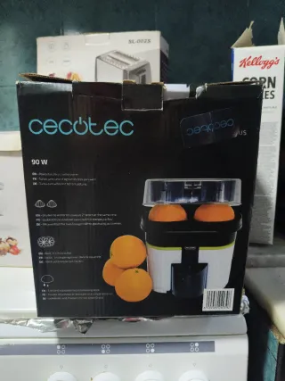 Exprimidor Cecotec 90W