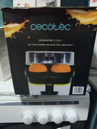Exprimidor Cecotec 90W