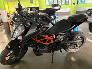 KTM 125 Duke 2023