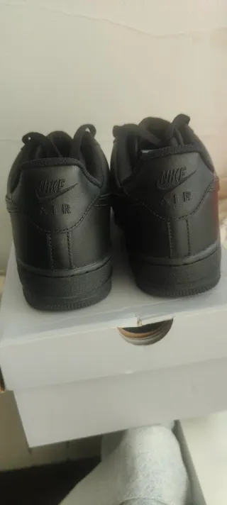 Nike Air Force 1 Negras Talla 41