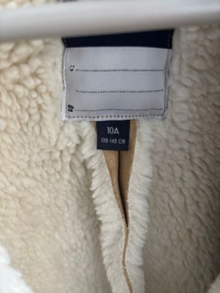 Cazadora niña borreguito. Talla 10 años. Kiabi