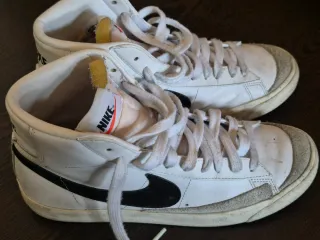 Nike Blazer Botín T40 Blancas