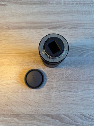 Objetivo Sony E 55-210 OSS