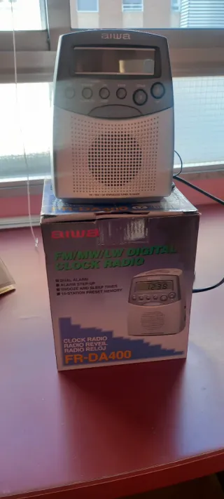 Radio despertador Aiwa FR-DA400