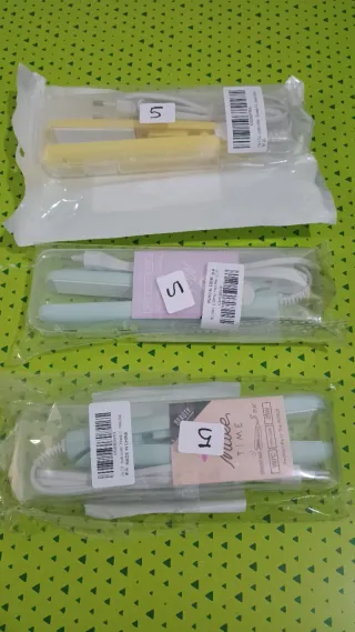 Mini Planchas Pelo Eléctricas (Amarillo y Turquesa