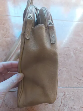 Bolso Mochila Beige con buena capacidad