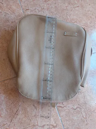 Bolso Mochila Beige con buena capacidad