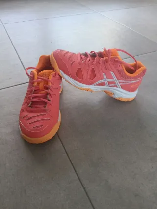 Bambas Asics, número 37, seminuevas.