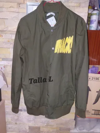 Chaqueta Bomber, Talla L, nueva a estrenar