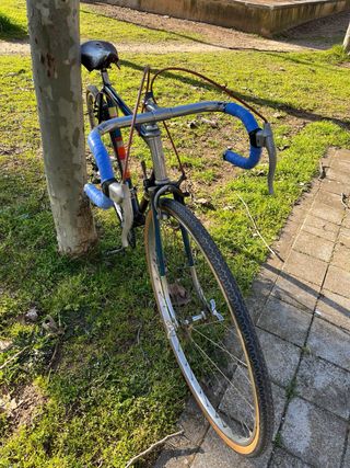 Bicicleta Clásica Azul modelo tour de france.