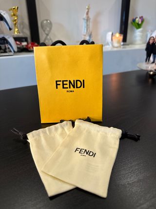 Bolsa Fendi Roma pequeña