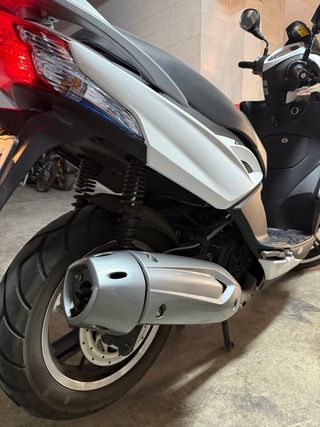 Kymco Agility City 125cc Scooter