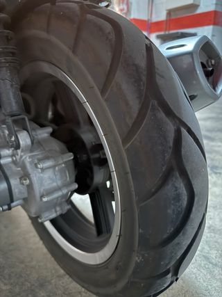 Kymco Agility City 125cc Scooter