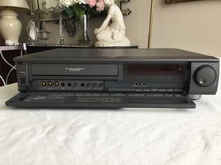 Grabador vhs JVC HR-D990EH