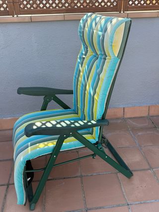 Tumbona de playa con cojín