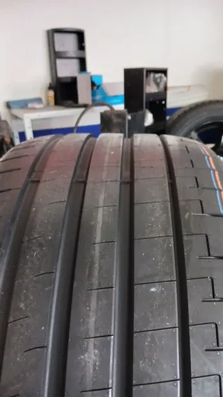 325/35 R22 110Y PIRELLI P-ZERO MO
